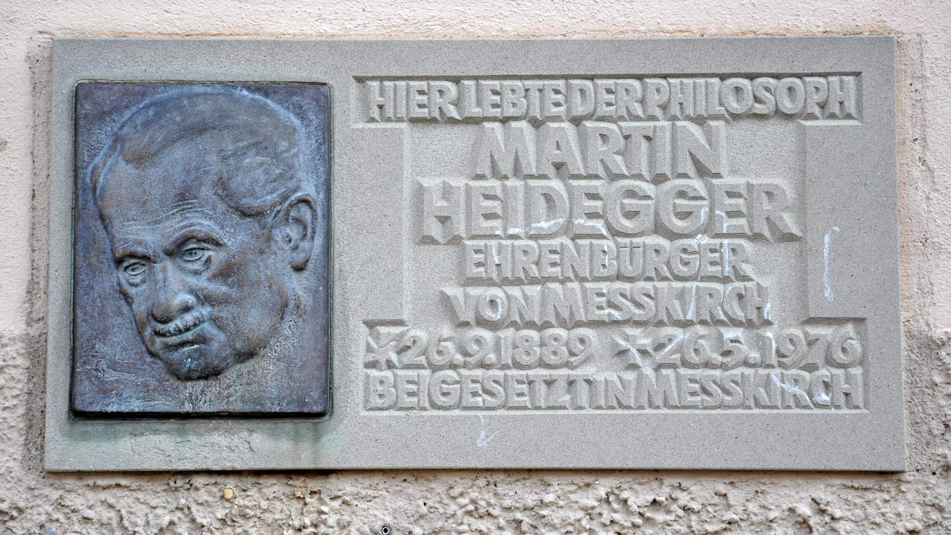 Heidegger's heritage: The temporal politics of authenticity