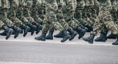 army persons marching